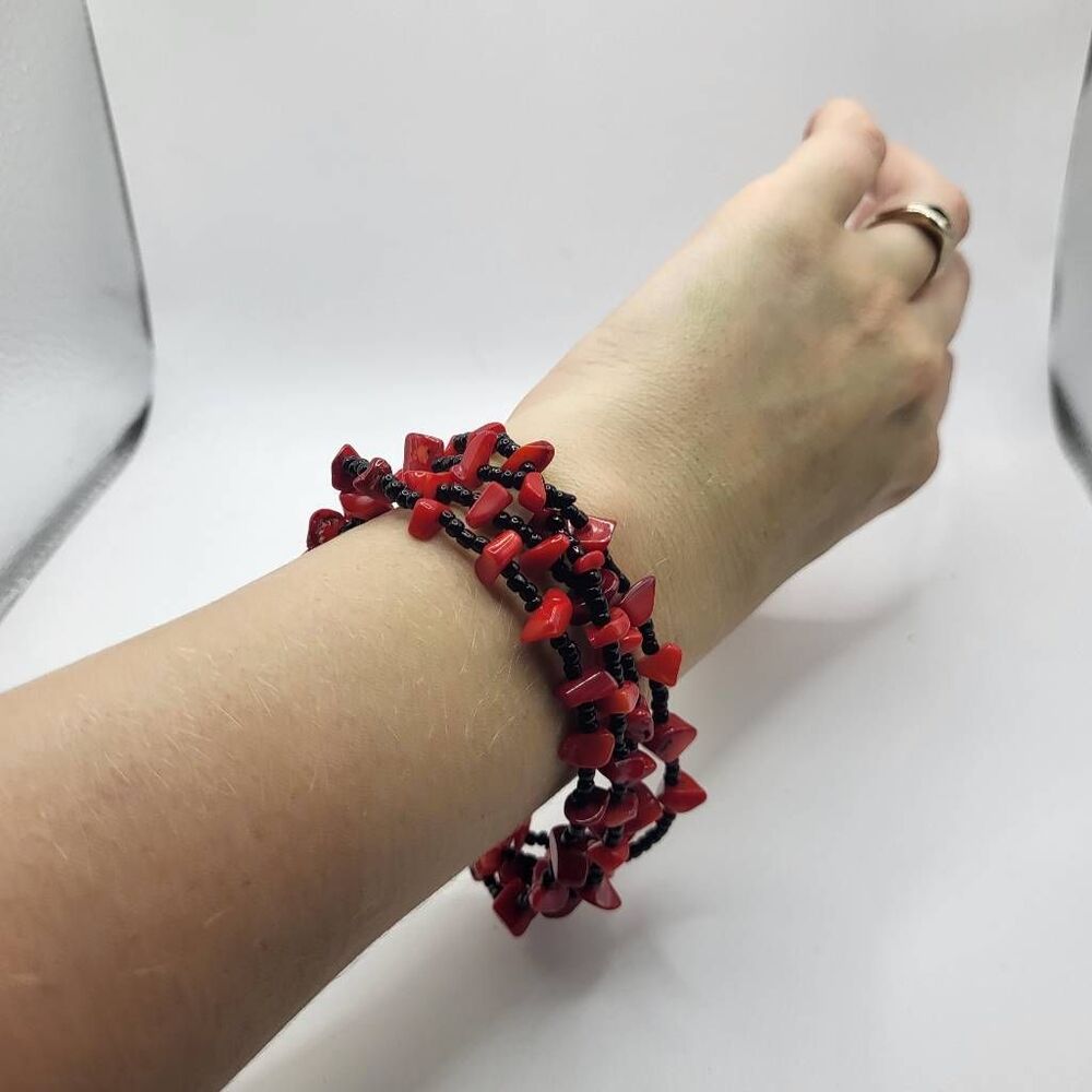 Vintage Red and Black Magnetic Bracelet
